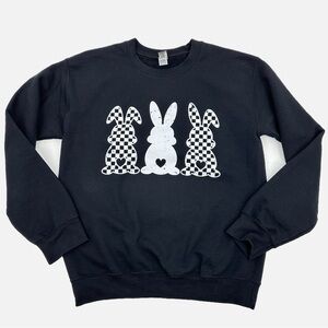 Gildan Bunny Graphic Sweatshirt Heavy Blend Crewneck Size Small